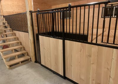 C-Winiger Horse stall