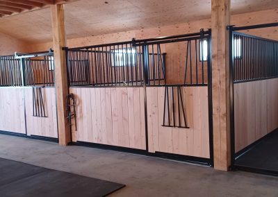 C-Winiger Horse stall Setup- Lakeland