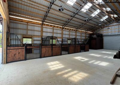 Elizabeth Palmer - European Horse Stalls